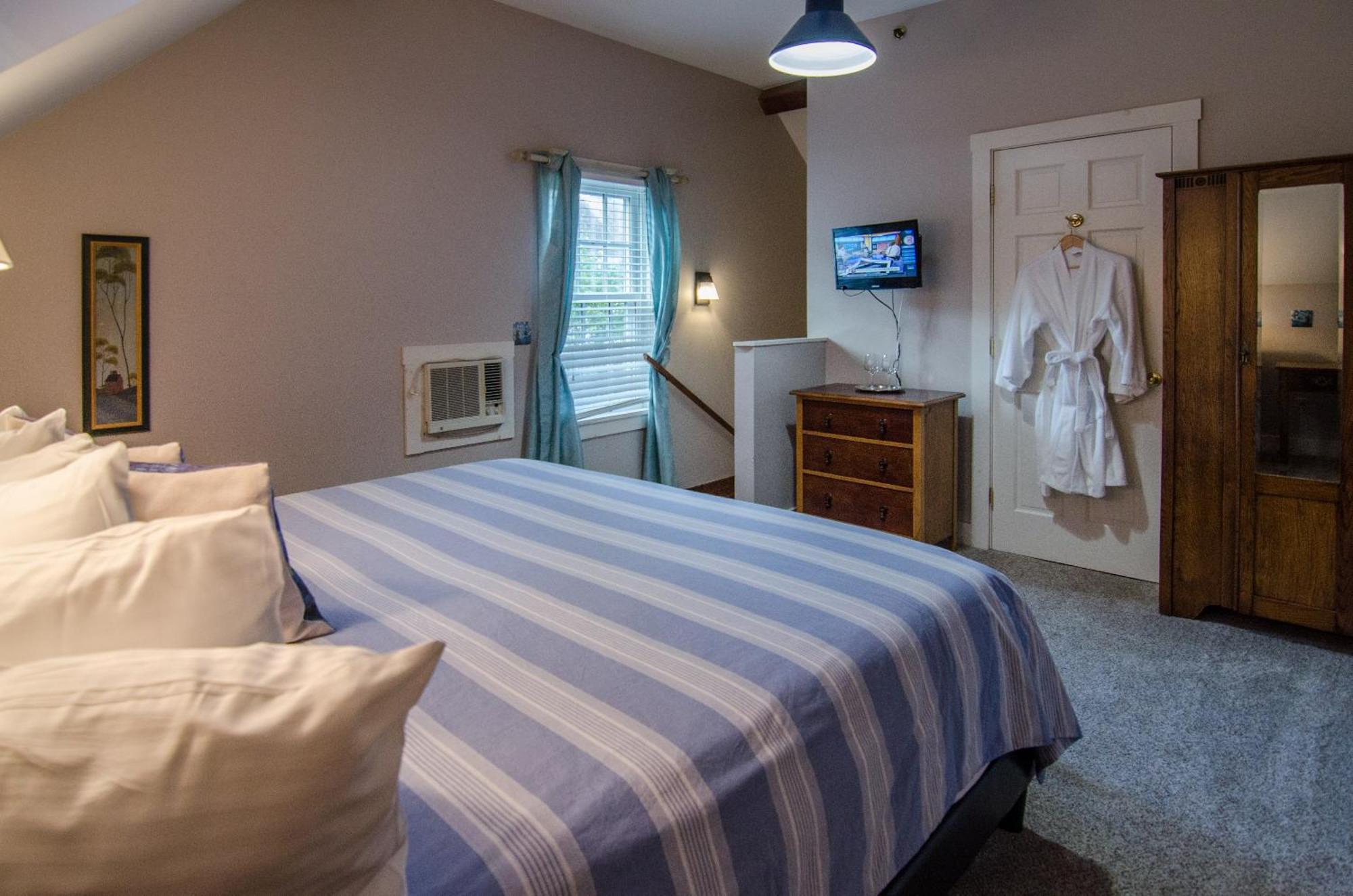 Heart Of The Village Bed & Breakfast In Shelburne Vt Pokoj fotografie