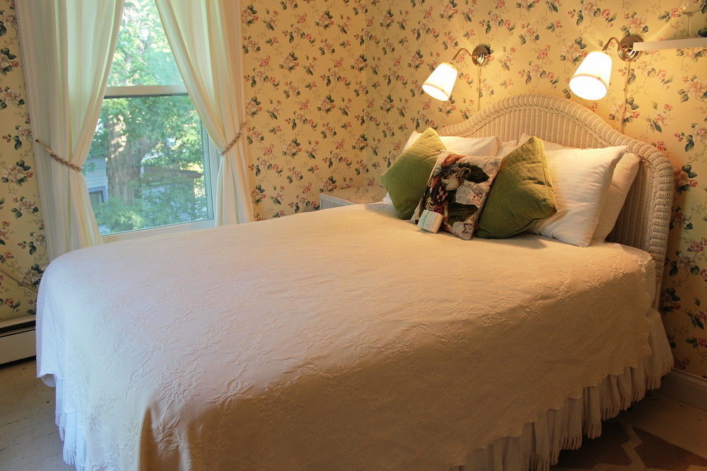 Heart Of The Village Bed & Breakfast In Shelburne Vt Exteriér fotografie