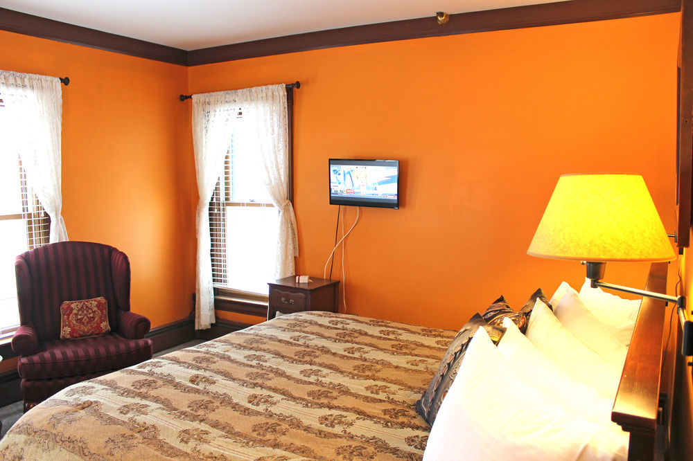 Heart Of The Village Bed & Breakfast In Shelburne Vt Exteriér fotografie